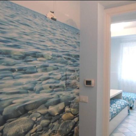 B&B Porta Della Sicilia Μεσίνα Δωμάτιο φωτογραφία