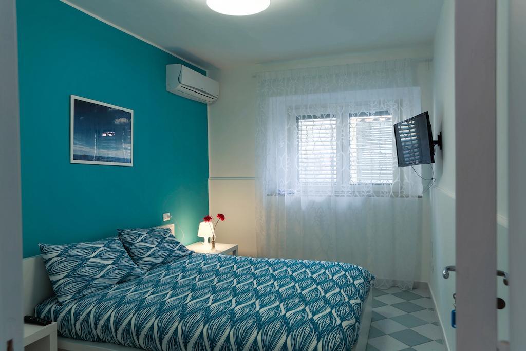 B&B Porta Della Sicilia Μεσίνα Δωμάτιο φωτογραφία