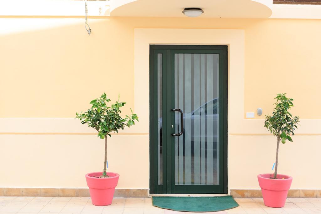 B&B Porta Della Sicilia Μεσίνα Δωμάτιο φωτογραφία